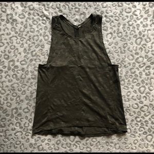 Lululemon camo tank